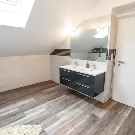 H3 - Chambre Triple - Tres Proche Du Luxembourg Ξενοδοχείο Hayange