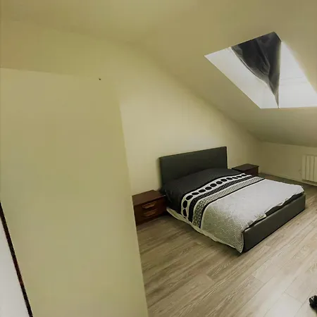 H3 - Chambre Triple - Tres Proche Du Luxembourg *